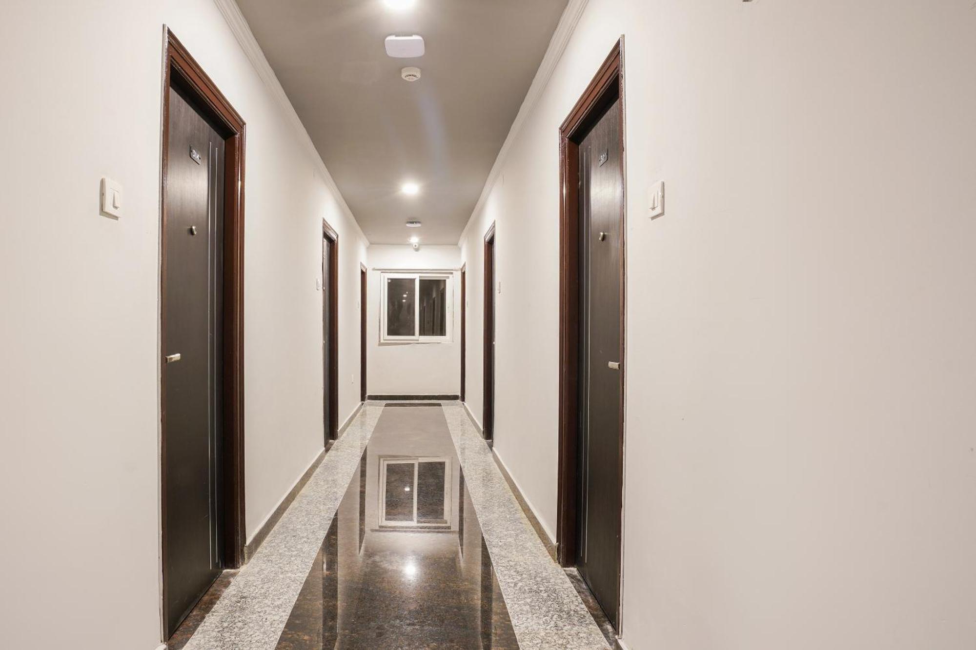 Fabhotel The Cinco Primera - Nr Kbr Park, Banjara Hills Hyderabad Esterno foto