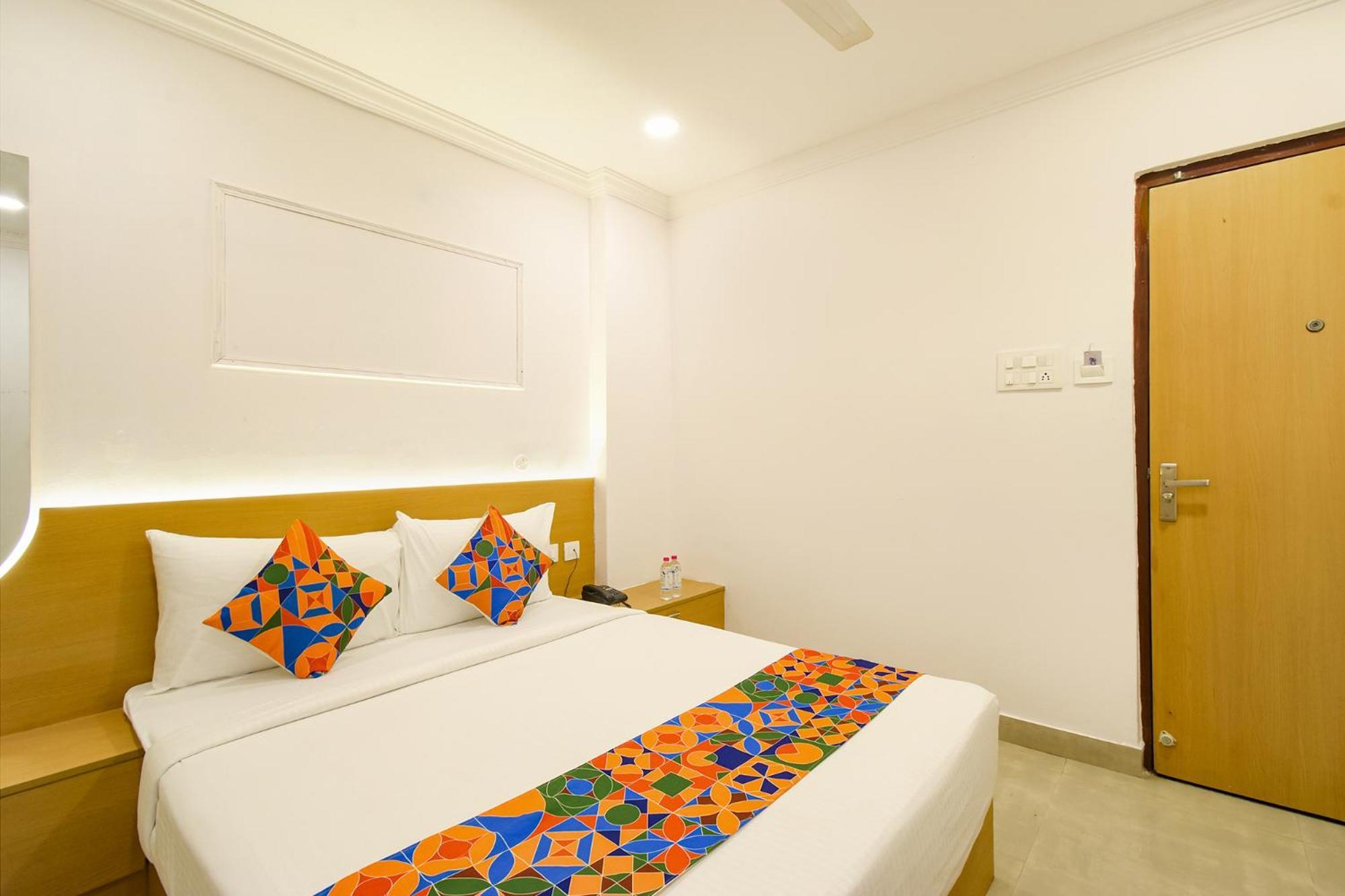 Fabhotel The Cinco Primera - Nr Kbr Park, Banjara Hills Hyderabad Esterno foto